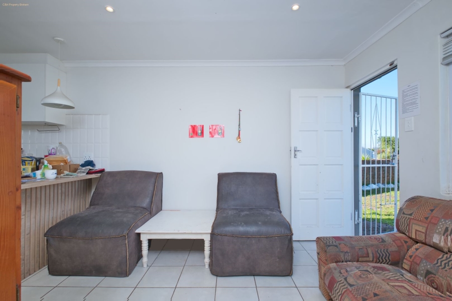 2 Bedroom Property for Sale in Sherwood Eastern Cape